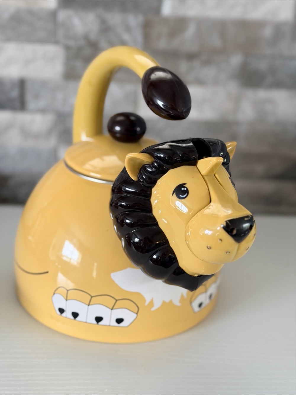 Vintage Kamenstein Lion Tea Kettle “Migh-Tea Roar”Whistling Animal Teapot 1990s